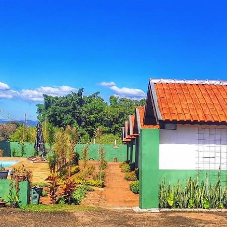 Pousada Recanto Das Maritacas Brotas Luaran gambar